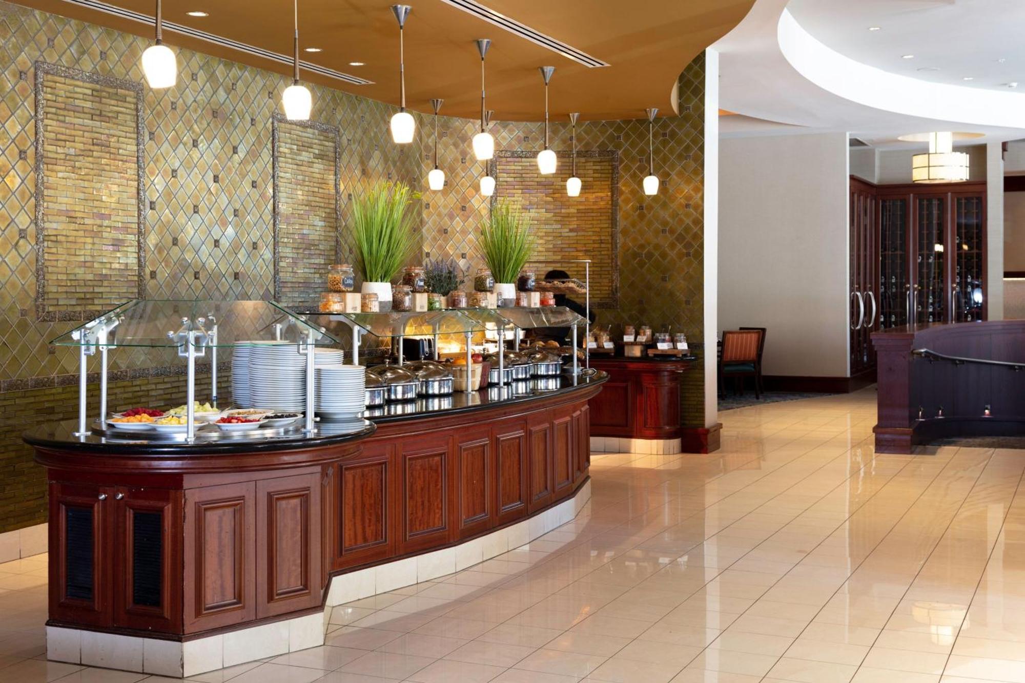 Renaissance Montgomery Hotel & Spa At The Convention Center Exterior photo